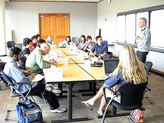 Calit2 Undergrad Scholars with Bill Hodgkiss