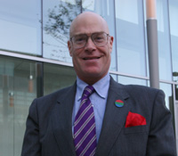Robert Hecht-Nielsen opens neuroscience lab at Calit2