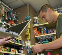 Serge Belongie tests grocery-shopping aid for visually impaired.