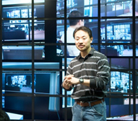 OptIPuter co-PI Jason Leigh at EVL in Chicago