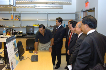 Phil Rios demonstrate Wireless Telemedicine systems at Calit2
