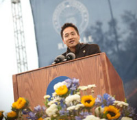 Albert Lin rallies UCSD graduating students