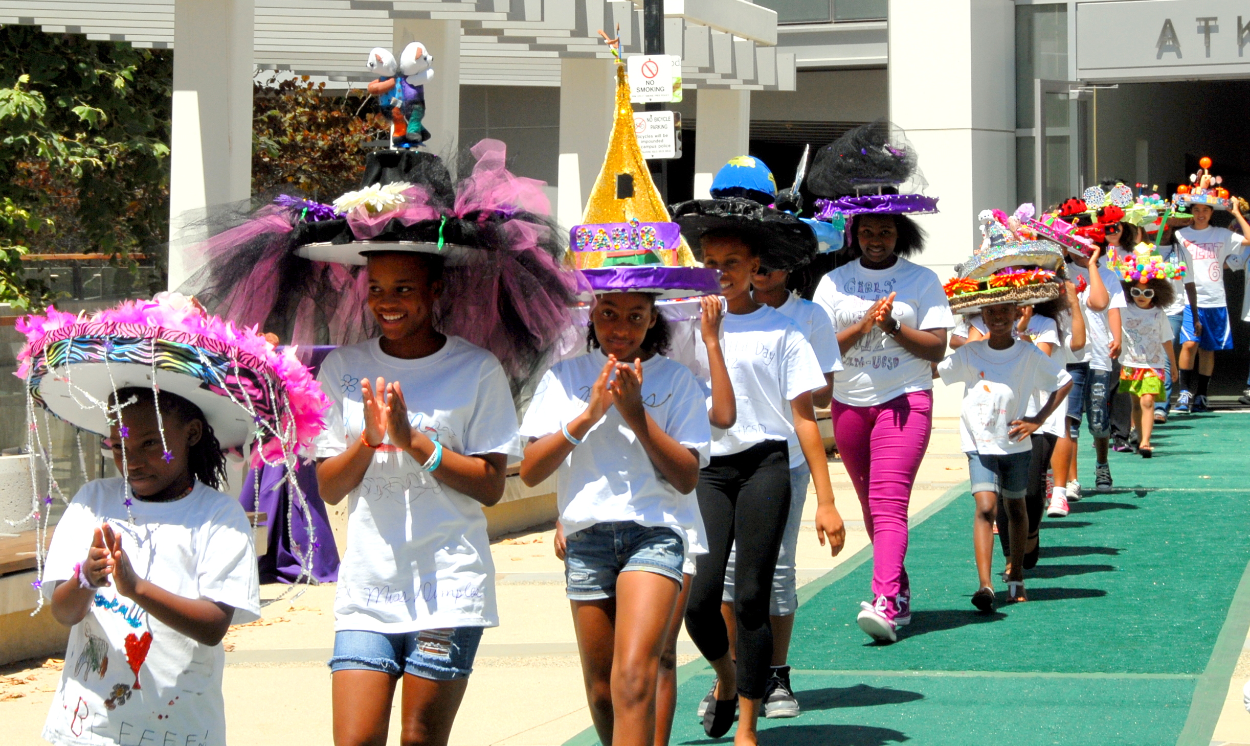 Girls Hat Day