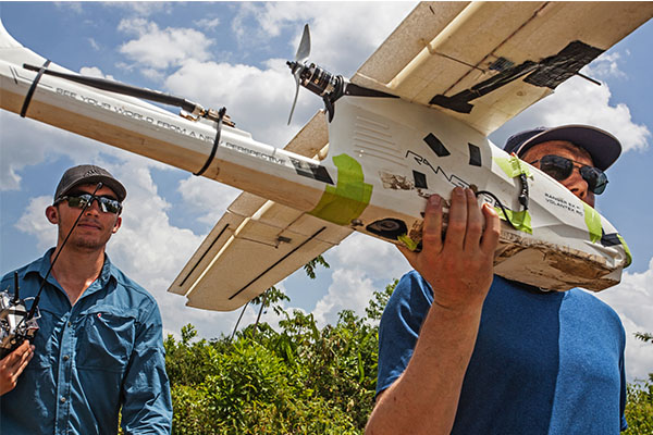 Afshari and Schurgers preparing for an aerial mapping mission (photo credit: Kasia Biernacka)