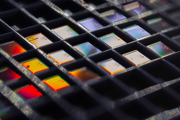 Near-zero-power sensors under development