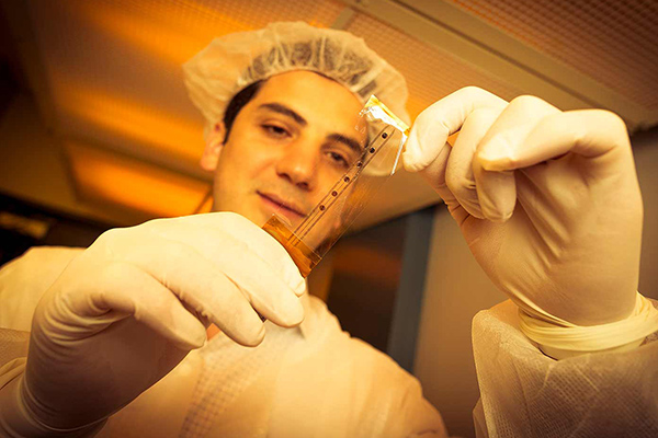 ECE Prof. Shadi Dayeh in Nano3 with new brain mapping tool.