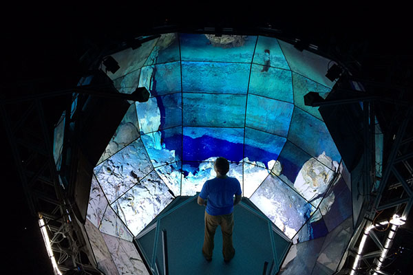 Diver Alberto Nava in the SunCAVE (photo by D. Rissolo).