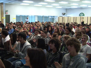 During a Q&A session following Smarr's talk, several students asked about the future of "virtual sports," the energy-saving benefits of methane fuel and the potential for the technologies Smarr described to help solve some of humanity's greatest problems. 