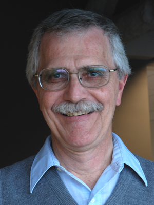 Calit2 Associate Director Bill Hodgkiss